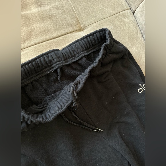 ALO Yoga Black Accolade Sweatpants - Size Small - Picture 4 of 11
